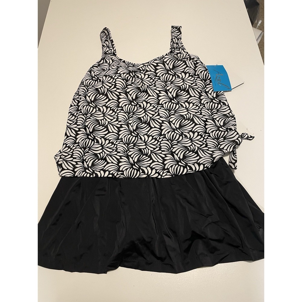 New Azul Black& White 16W Lycra One Piece Swimsuit Skirted Tummy Control